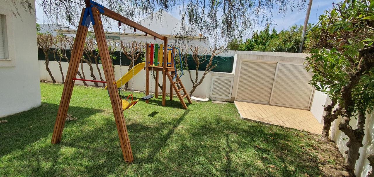 Sunset Villa By Laranjal Rentals Olhos de Agua  Exterior photo