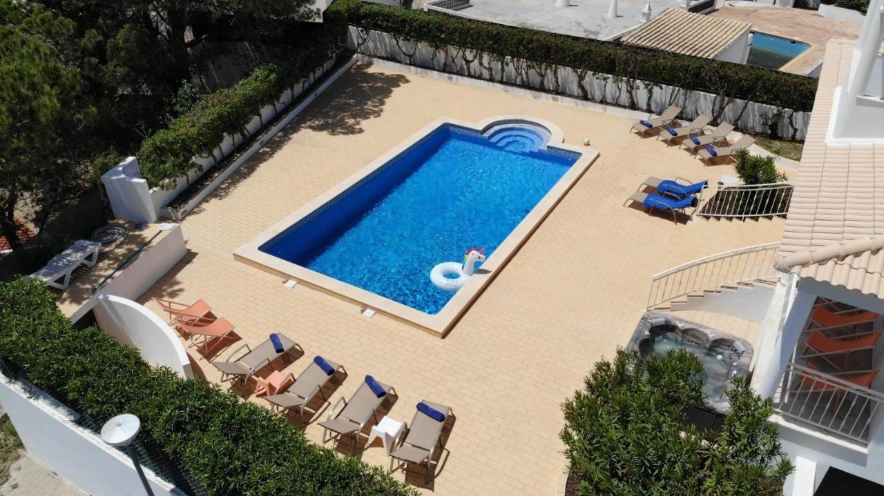 Sunset Villa By Laranjal Rentals Olhos de Agua  Exterior photo